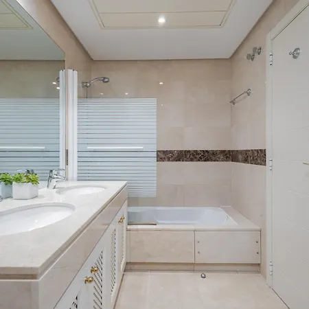 Apartamento Lomas Del Marques Benahavis *